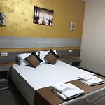 Hotel чинар 2*