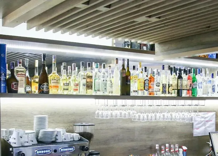 Hotel чинар Kirkovo (Kardzhali)